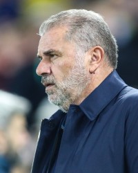 乐鱼电竞-英媒：波斯特科格鲁将作为欧足联观察员，观看巴黎vs纽卡的欧冠