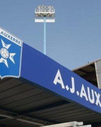 王勤伯：整体留洋，一场上不完的当